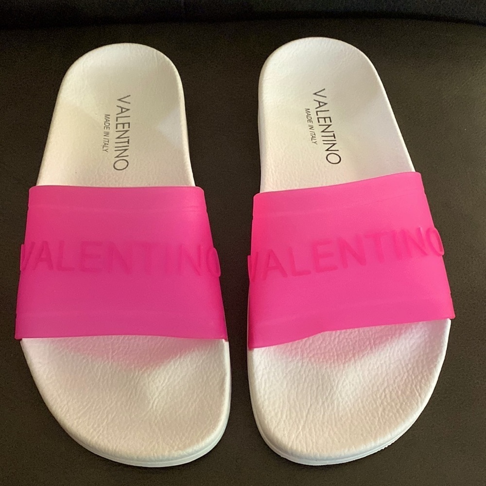 NIB Valentino iride fuchsia slides size: 38 EU